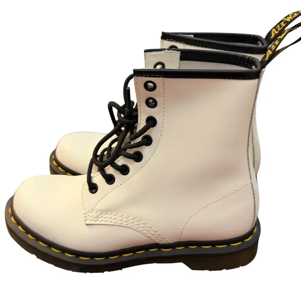 New with tag Dr Martens AirWair smooth leather combat boots US 5 punk grunge Y2K